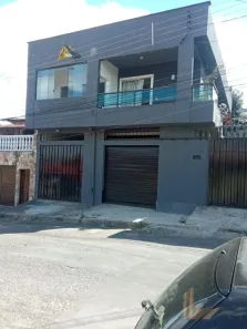 Casa com 3 Quartos à venda, 360m² no Água Branca, Contagem