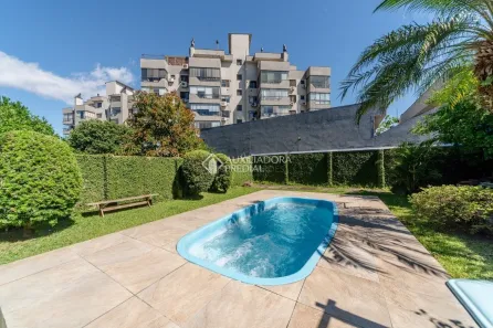 Casa com 3 Quartos à venda, 179m² no Camaquã, Porto Alegre