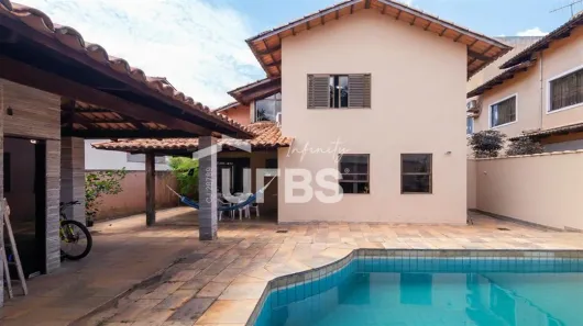Casa de Condomínio com 3 Quartos à venda, 340m² no Jardim Florença, Goiânia