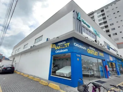 Sala Comercial para alugar, 35m² no Gravatá, Navegantes