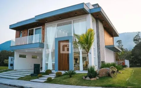 Casa de Condomínio com 5 Quartos à venda, 411m² no Ratones, Florianópolis