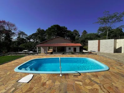 Fazenda/Sítio com 3 Quartos à venda, 5100m² no Centro, Caçapava