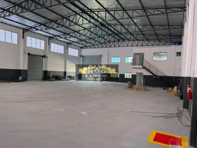 Galpão/Depósito/Armazém para alugar, 750m² no Rio Abaixo, Jacareí