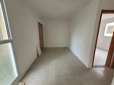 Apartamento com 2 Quartos para alugar, 50m² no Restinga, Porto Alegre