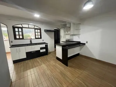 Casa com 1 Quarto para alugar, 50m² no Jardim Denise, São Paulo