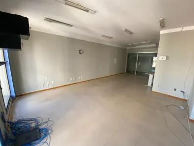 Sala Comercial para alugar, 48m² no Cremação, Belém