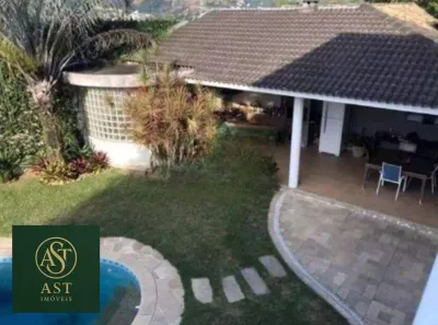Casa de Condomínio com 4 Quartos à venda, 550m² no Mata Paca, Niterói