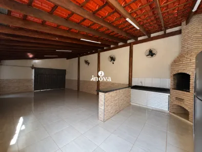 Casa com 3 Quartos à venda, 229m² no Jardim Induberaba, Uberaba