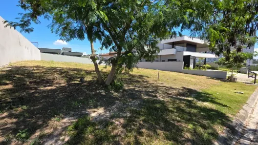 Lote/Terreno à venda, 600m² no Condomínio Residencial Colinas do Paratehy, São José dos Campos