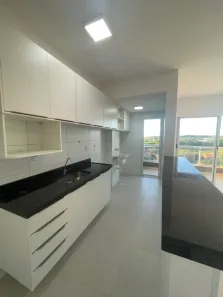 Apartamento com 3 Quartos para alugar, 77m² no Calhau, São Luís
