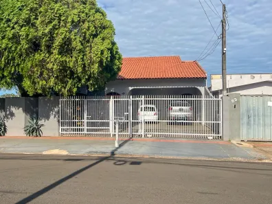 Casa com 4 Quartos à venda, 210m² no Andrade, Londrina