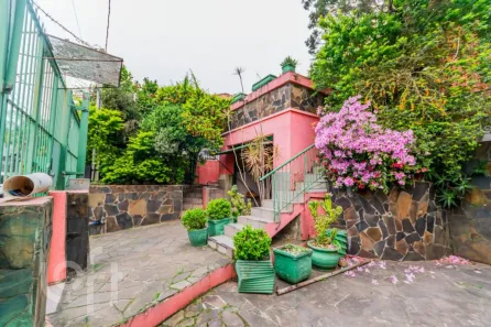 Casa com 3 Quartos à venda, 190m² no Medianeira, Porto Alegre