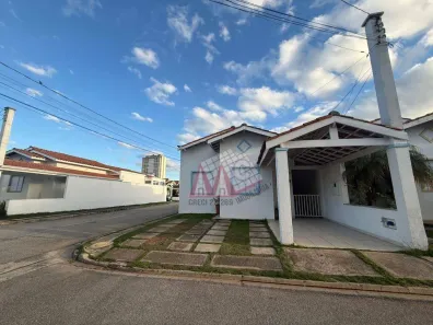 Casa de Condomínio com 3 Quartos para alugar, 120m² no Jardim São Carlos, Sorocaba