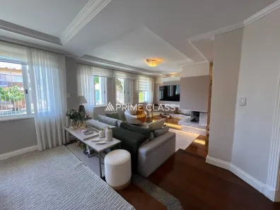 Sobrado com 4 Quartos à venda, 270m² no Centro, Canoas