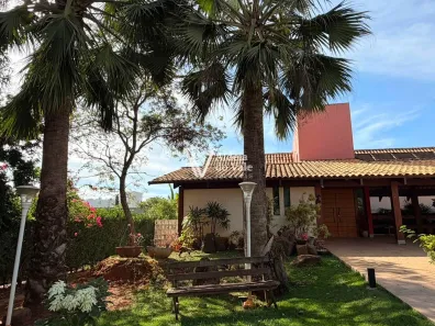 Casa de Condomínio com 5 Quartos para alugar, 450m² no Residencial Aldeia do Vale, Goiânia