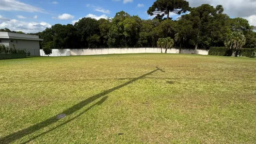 Lote/Terreno à venda, 950m² no São Gabriel, Colombo