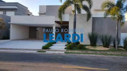 Casa de Condomínio com 3 Quartos para venda ou aluguel, 345m² no Jardim Europa, Valinhos