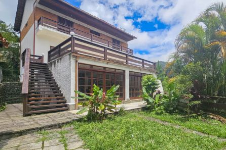 Casa de Condomínio com 5 Quartos à venda, 330m² no Carlos Guinle, Teresópolis