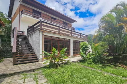 Casa de Condomínio com 5 Quartos à venda, 330m² no Carlos Guinle, Teresópolis