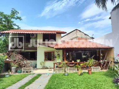 Casa de Condomínio com 3 Quartos à venda, 336m² no Anil, Rio de Janeiro