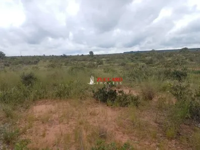 Fazenda/Sítio com 3 Quartos à venda, 200m² no Centro, Santa Rita do Pardo