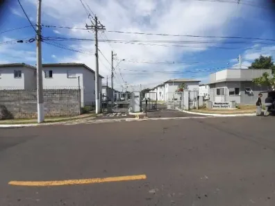 Casa de Condomínio com 2 Quartos à venda, 45m² no São Jorge, Piracicaba