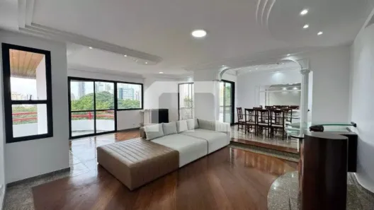 Apartamento com 4 Quartos para alugar, 244m² no Vila Gomes Cardim, São Paulo