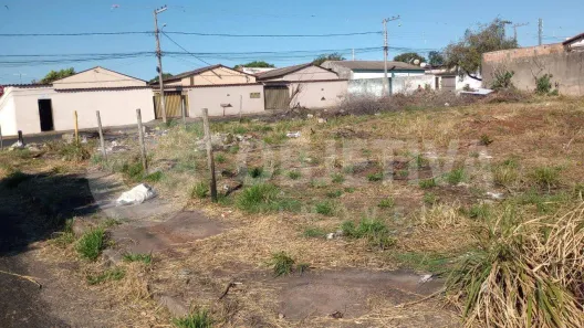 Lote/Terreno à venda, 900m² no Jardim Brasília, Uberlândia