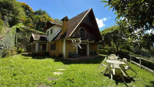 Casa com 4 Quartos à venda, 1850m² no Itaipava, Petrópolis