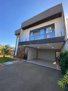 Sobrado com 4 Quartos à venda, 211m² no Parque Amazônia, Goiânia
