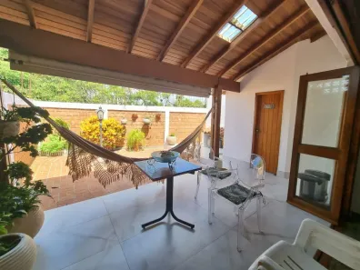 Casa de Condomínio com 3 Quartos à venda, 129m² no Cavalhada, Porto Alegre