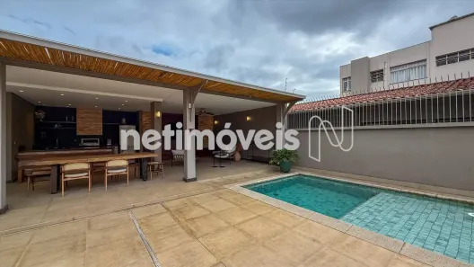 Casa com 4 Quartos à venda, 303m² no Coração Eucarístico, Belo Horizonte