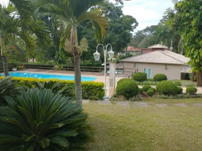 Fazenda/Sítio com 4 Quartos à venda, 13000m² no Califórnia, Betim