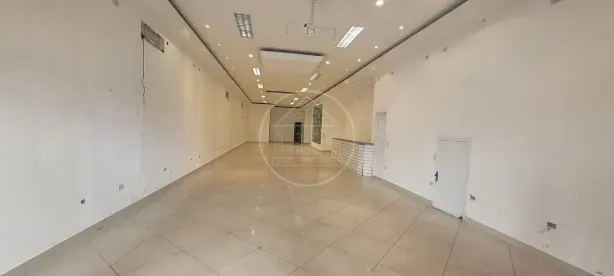 Ponto Comercial para alugar, 224m² no Parque Brasil, São Paulo