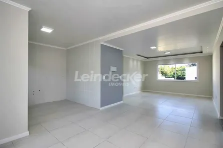 Casa de Condomínio com 3 Quartos para alugar, 125m² no Hípica, Porto Alegre