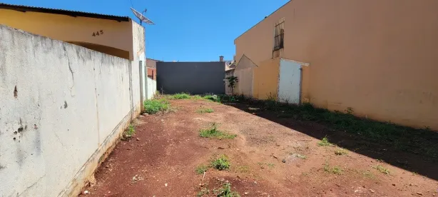 Lote/Terreno à venda, 240m² no Centro, Ibiporã