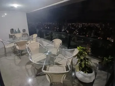Apartamento com 4 Quartos à venda, 203m² no Casa Forte, Recife