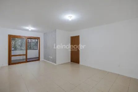 Apartamento com 3 Quartos para alugar, 100m² no Passo da Areia, Porto Alegre