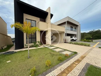 Casa de Condomínio com 3 Quartos à venda, 202m² no Jardins Porto, Senador Canedo