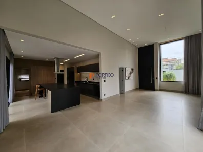 Casa com 3 Quartos para alugar, 292m² no Morumbi, Paulínia