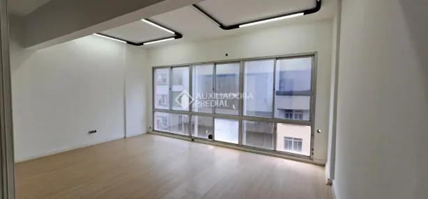 Sala Comercial para alugar, 74m² no Centro, Florianópolis