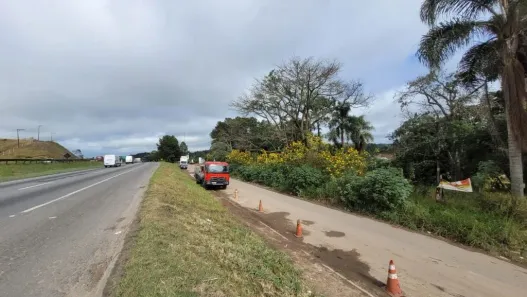 Lote/Terreno à venda, 4927m² no Tingidor, Embu das Artes