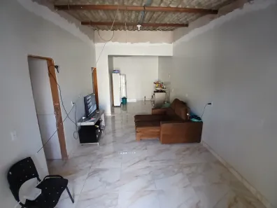 Casa com 2 Quartos à venda, 70m² no Samambaia Norte, Brasília