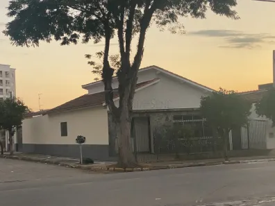 Casa com 4 Quartos à venda, 192m² no Parque Brasil, Jacareí