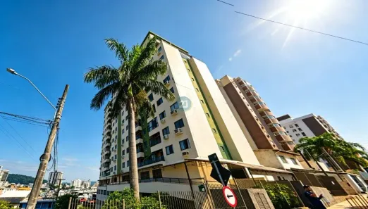 Apartamento com 2 Quartos para alugar, 63m² no Barreiros, São José