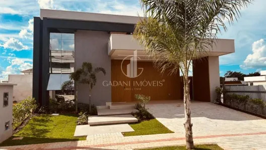 Casa com 4 Quartos à venda, 205m² no Condomínio Aquarela dos Poemas, Sinop