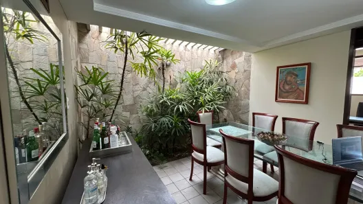 Casa com 4 Quartos à venda, 365m² no Pitimbu, Natal