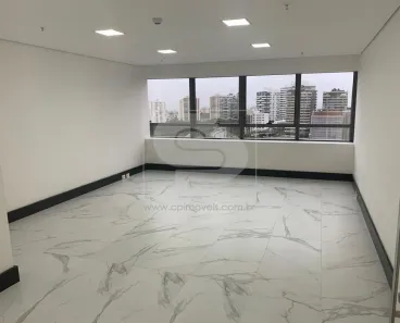 Sala Comercial à venda, 37m² no Chácara das Pedras, Porto Alegre