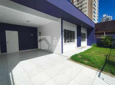 Casa com 5 Quartos para alugar, 180m² no Centro, Itajaí