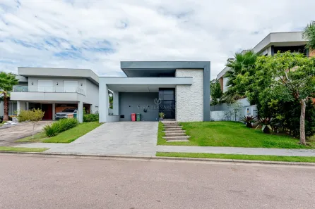 Casa de Condomínio com 4 Quartos à venda, 260m² no Vila Nova, Porto Alegre